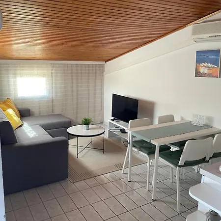Mar Apartment Mandre